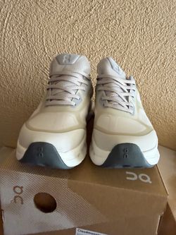 NEW On Cloudtilt Remix Alloy/Ivory Women’s Running Shoes – Below Retail