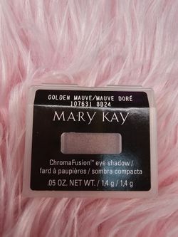 Mary kay
Chromafusion eye shadow.
.05 oz. Net wt./1.4g
Color: golden mauve.
New