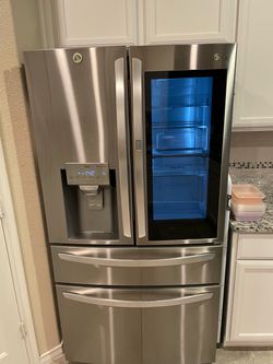 LG InstaView French Door Refrigerator w/ Dual Ice & Craft Ice