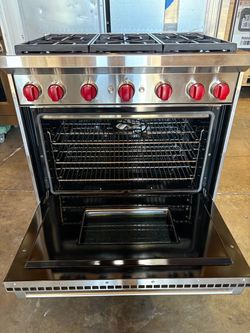 🔥 WOLF 36” PROFESSIONAL GAS RANGE – 6 BURNERS 🔥