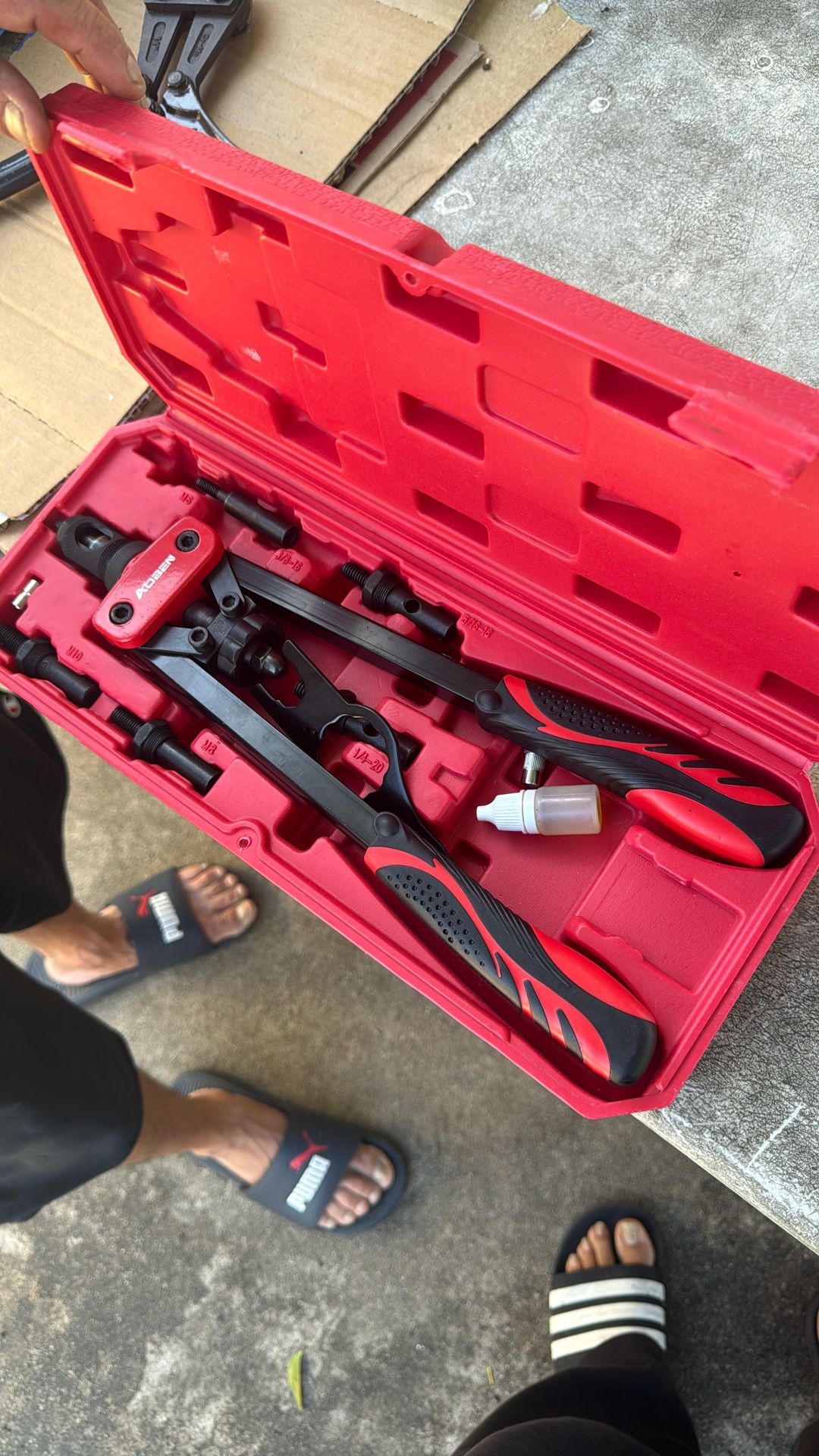 Aoben Rivet But Tool