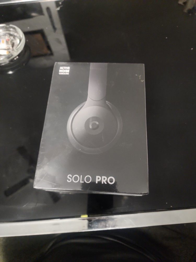 SOLO PRO ACTIVE NOISE CANCELING