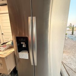 Whirlpool 25 Cu Ft Fridge 