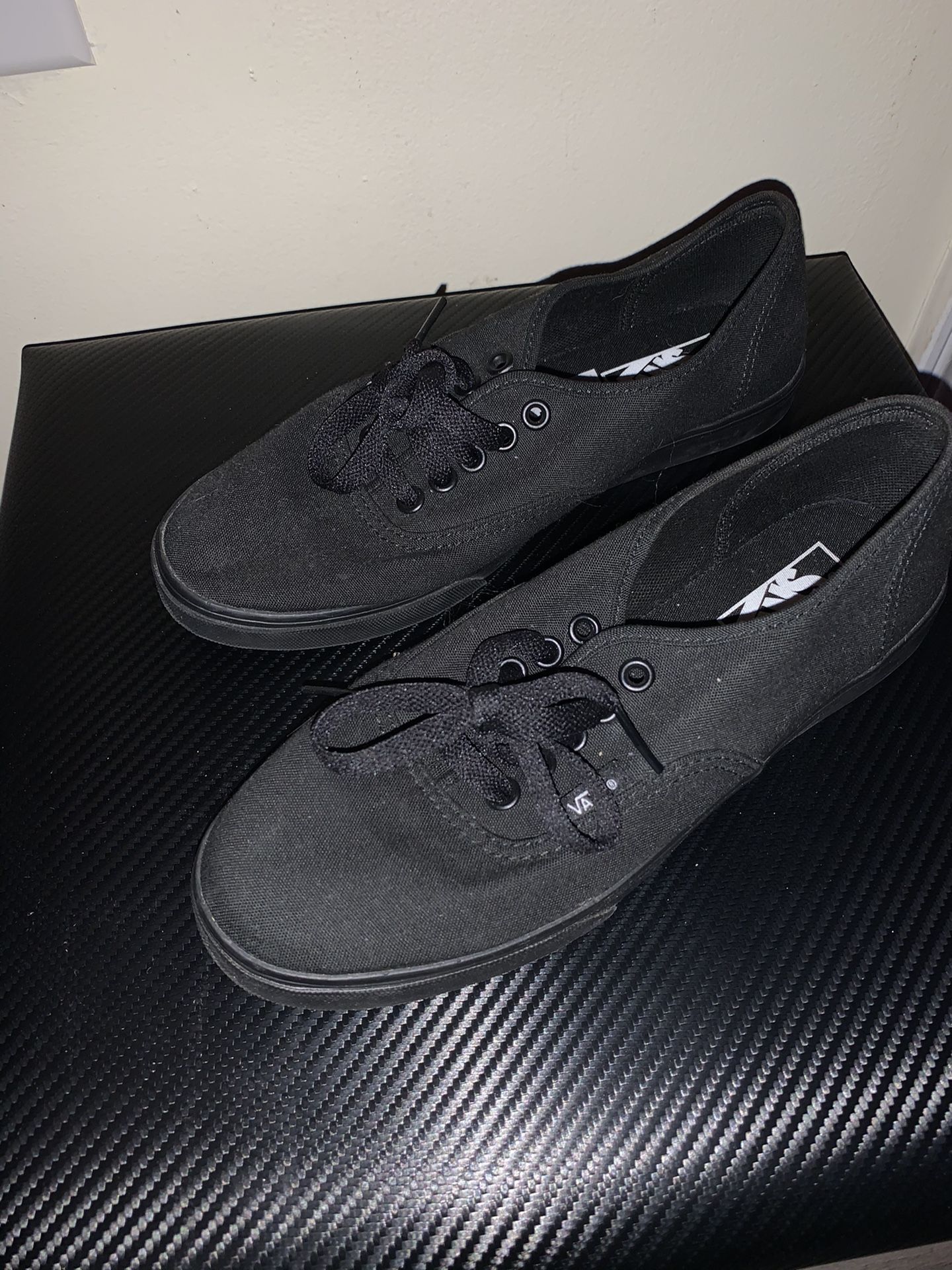 Vans all black low rise