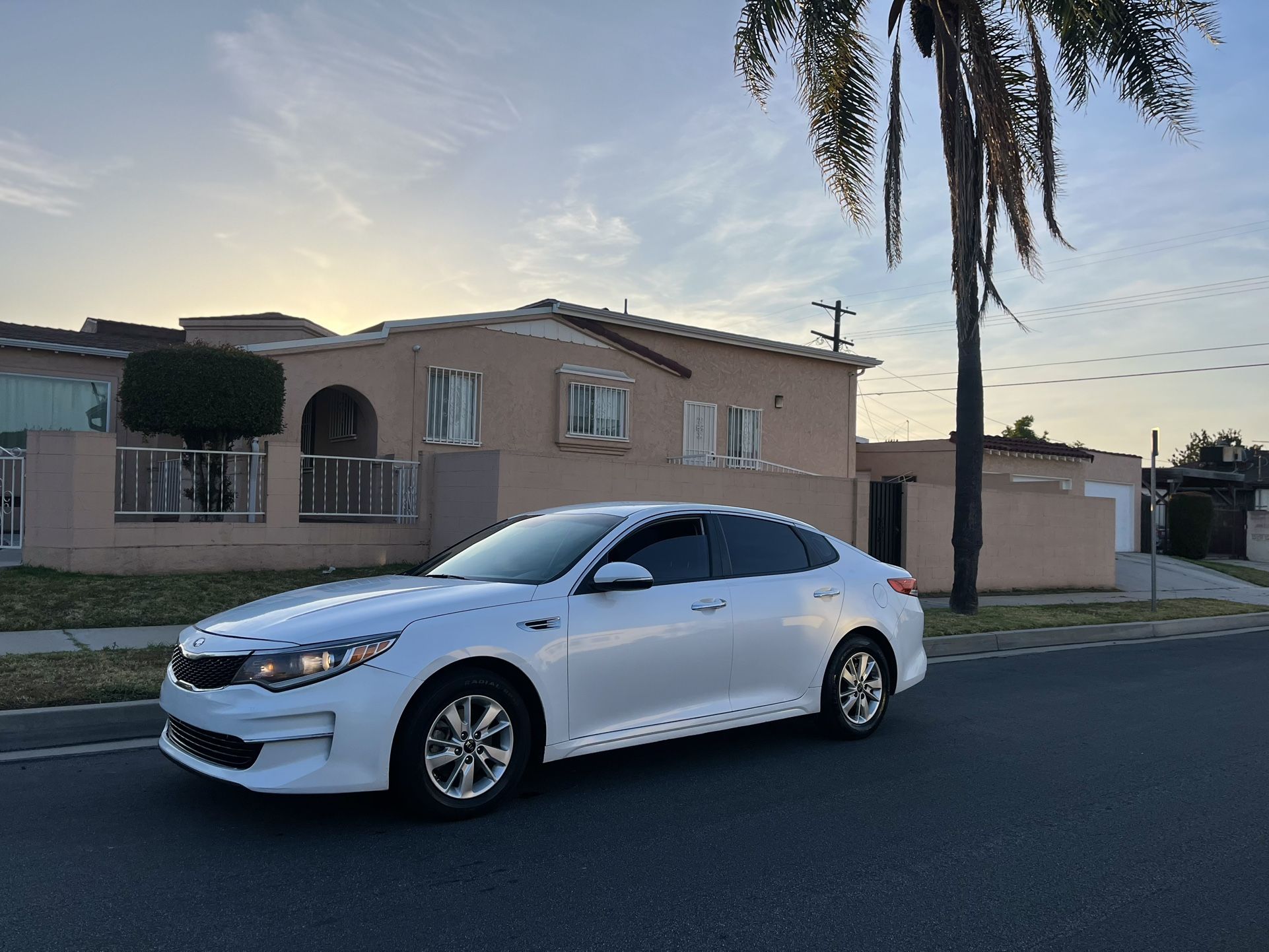 2017 KIA Optima