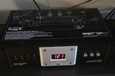 Monster Power HTS 3600 Power Center