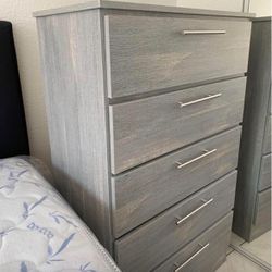 Light Grey Charcoal Chest 