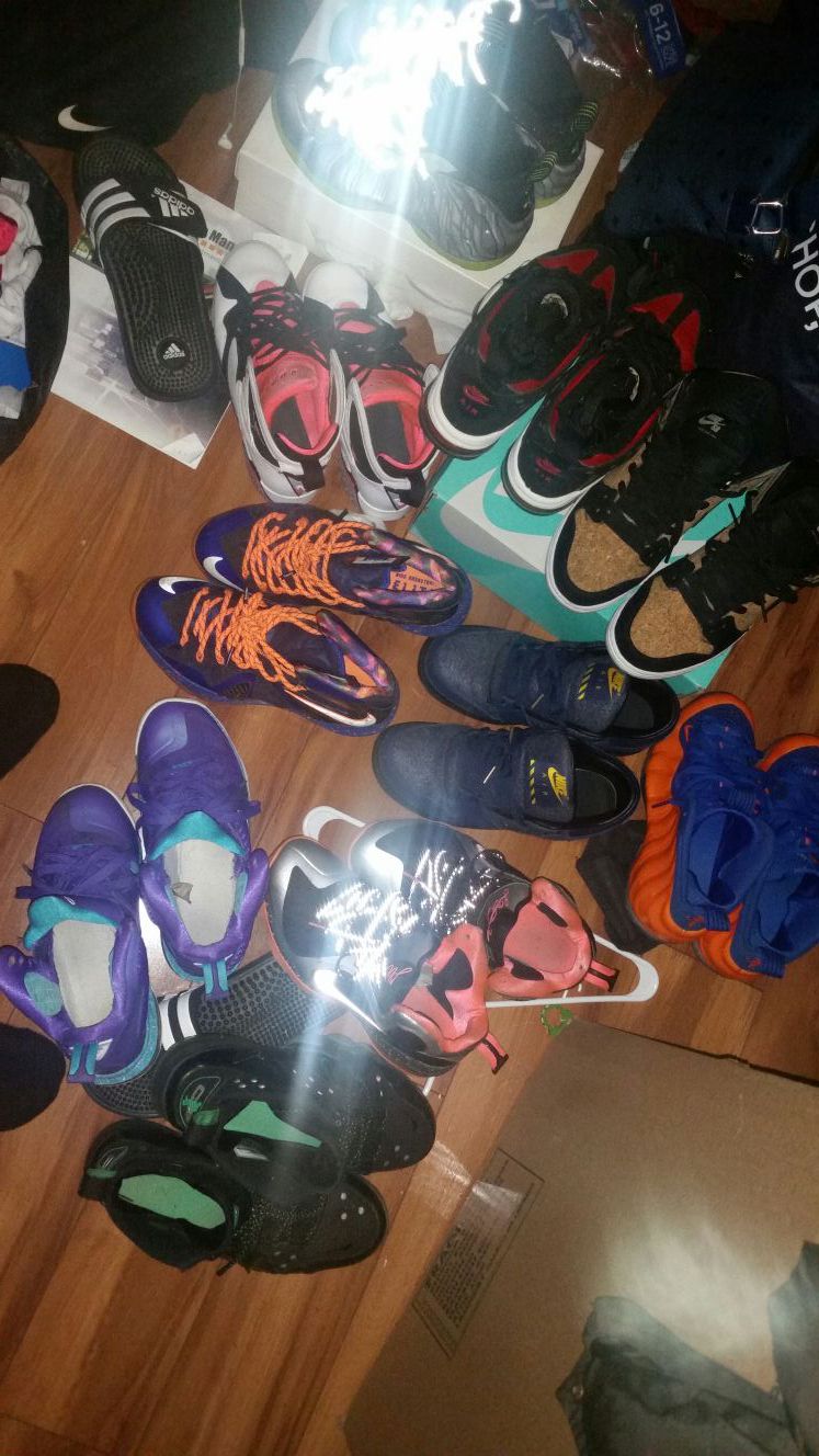 All size 7.5-8.5 all Good Conditions 9/10 need gone asap send me offers