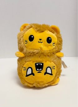 TeeTurtle Plush Reversible Lion with (Happy & Angry Expressions)
