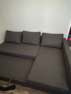 Pull out bed
