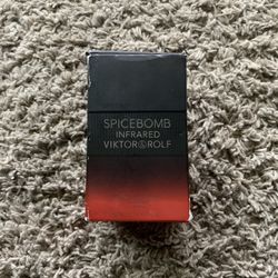 SpiceBomb Infrared Viktor&Rolf EDT Pour Homme 90% Full