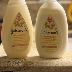 Johnson & Johnson Oatmeal 