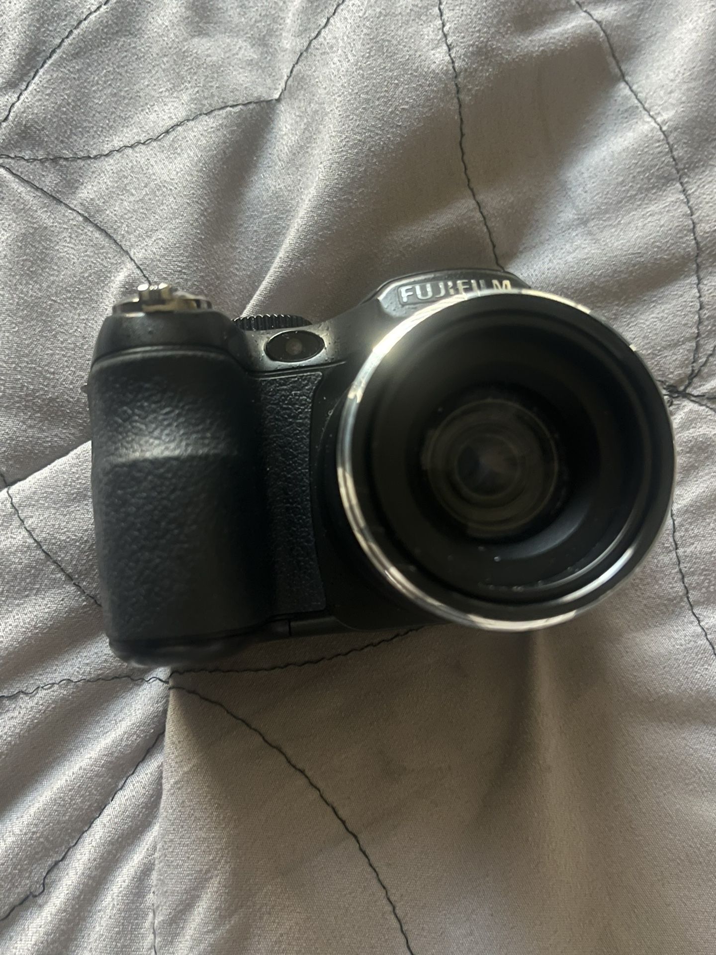 fuji film finepix S camera (NEED GONE TODAY)