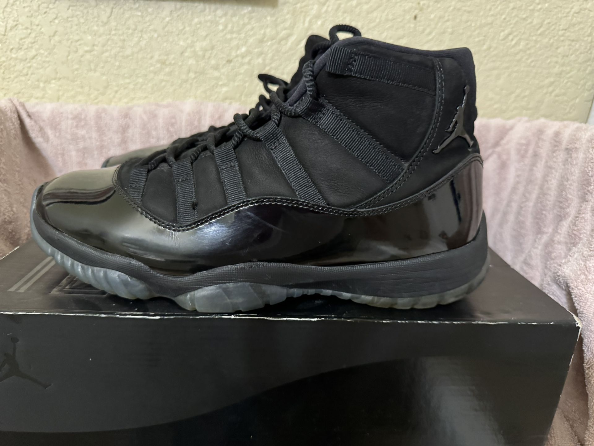 Jordan 11 Retro Cap And Gown Size 11