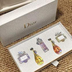 Dior perfume gift set regalos mujer maquillaje , Retail $150