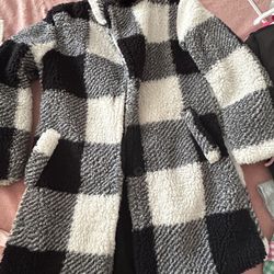 Abrigo Size 8