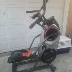 Bow Flex 5 Very Good Condition  200$