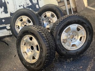 Rim 17” and tires
