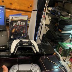 Brand New 2024 PS5 slim disc edition Not Fat 2023 PS5... come with 2 Controllers & Spider Man Edition Game. For $480!.. bestbuy is $600! No extra stuf