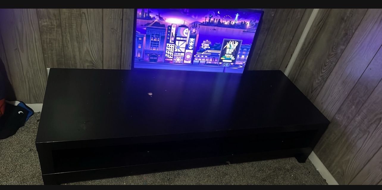 Tv Stand And 32 Inch Tv