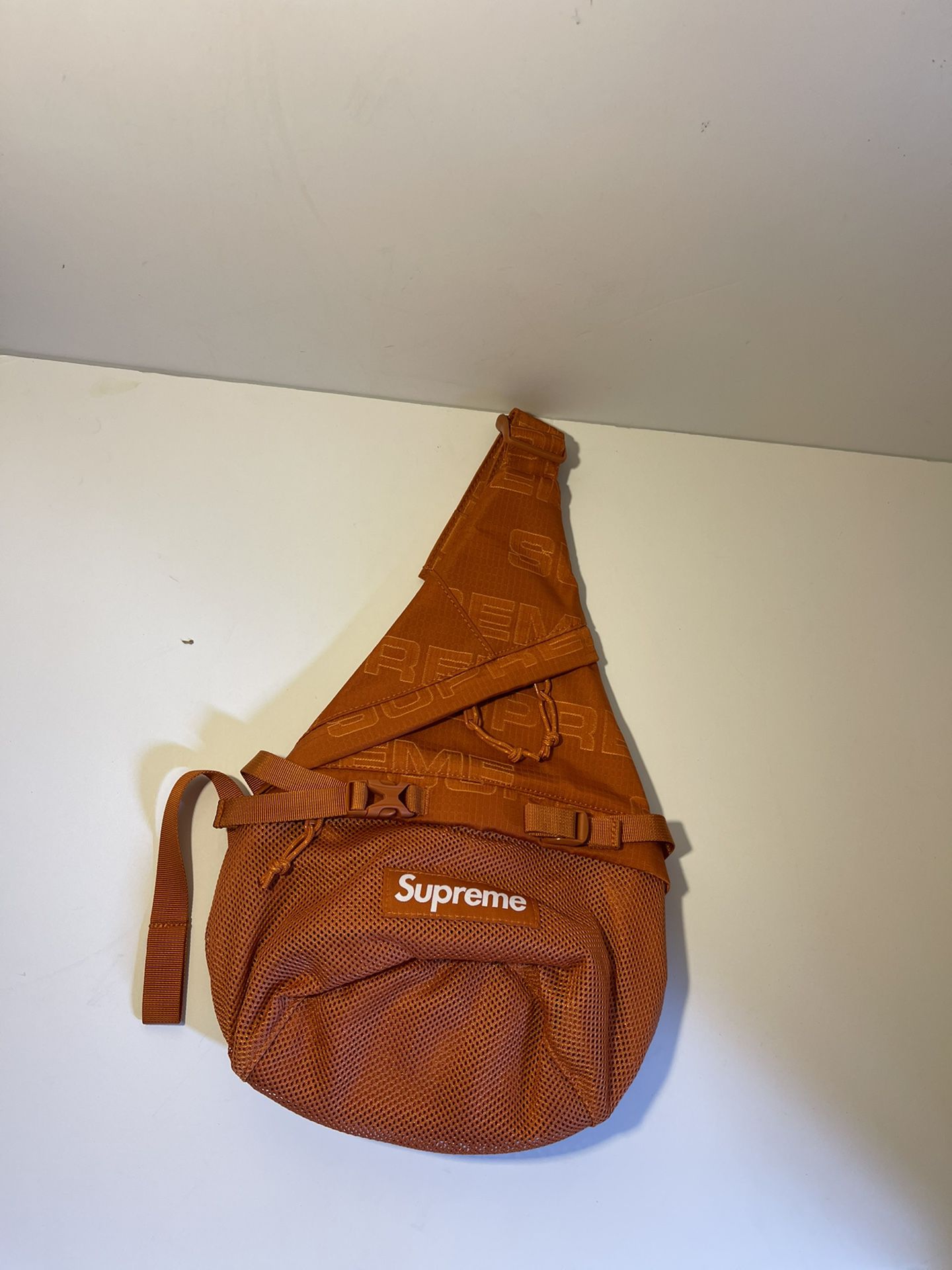 Supreme Duffle Bag for Sale in Bronx, NY - OfferUp