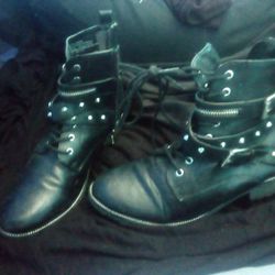 Black leather Heels Size 9 