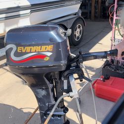 Evinrude 8hp, 4 Stroke Motor, Long Shaft