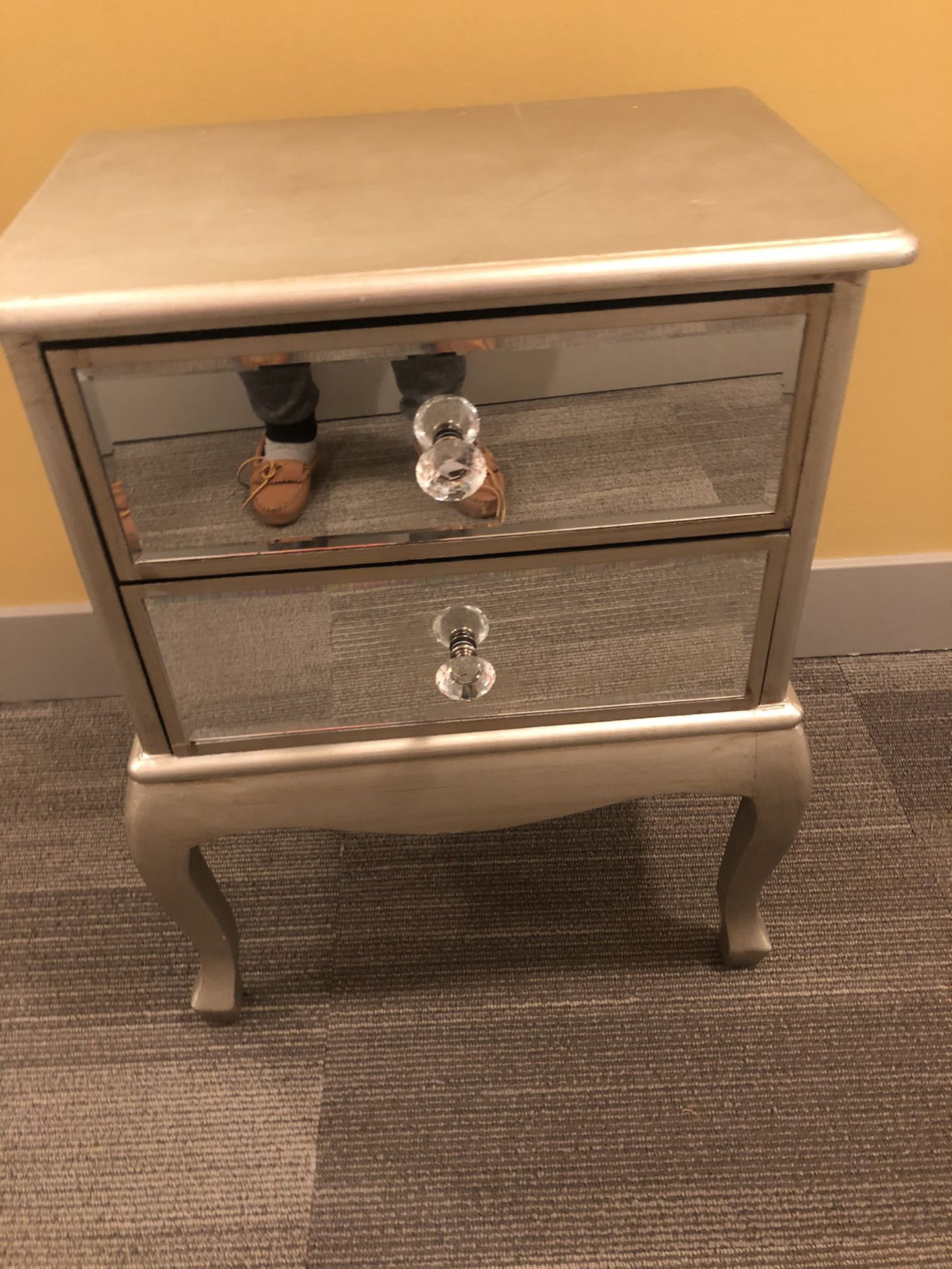 One End table two draws