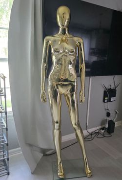 Gold mannequin new
