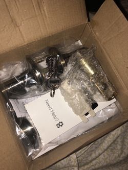 Brand new locking door handle w/Keys