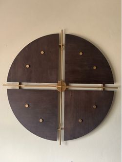 Clock frame