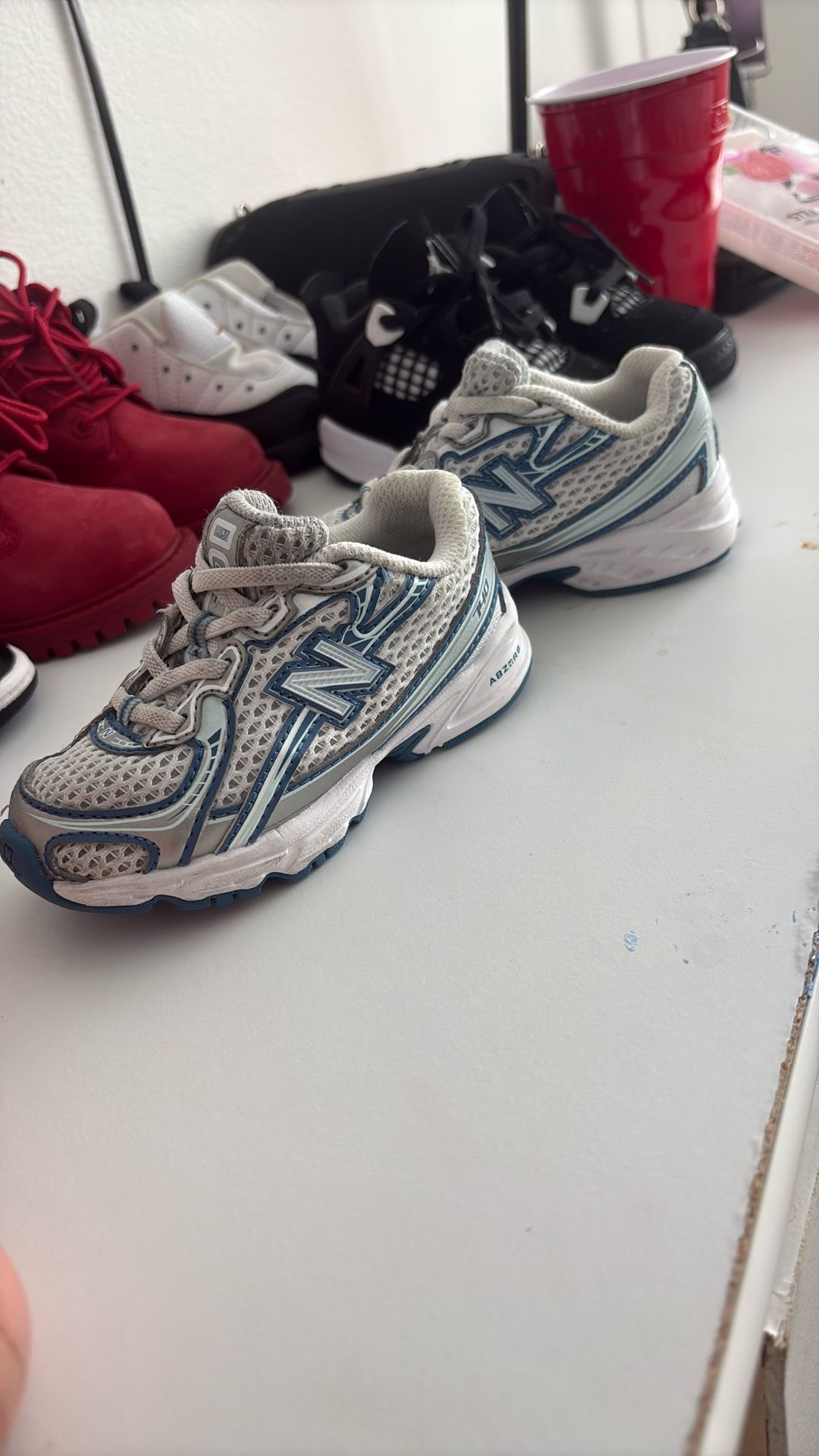 New balance 740