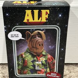 ALF- Ultimate Cosmic Con Action Figure by NECA- SDCC 2023