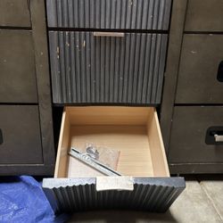 Beautiful Dresser. Hermosa Cómoda - Cajonera