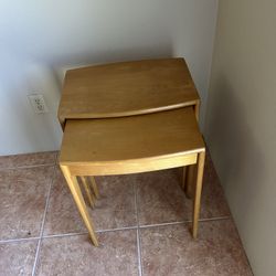 Heywood Wakefield Set Of Two Nesting Tables