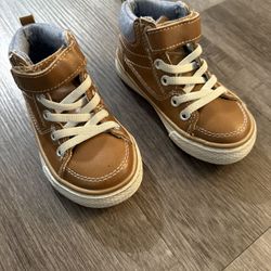 Taller Boys Shoe Size 7C