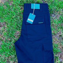 Cargo Short Navy / 28 -30 $16.00