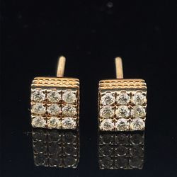 10KT Yellow Gold Diamond Earrings 2.00g 163617