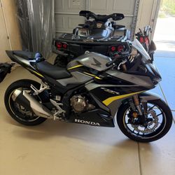 2023 Honda CBR500R 