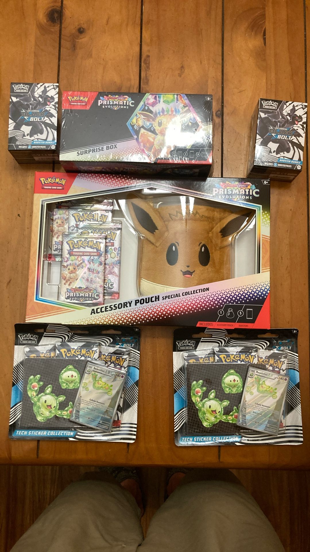 Pokémon Sealed Lot. Prismatic And Black Bolt