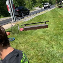 Skateboard rail and grind box