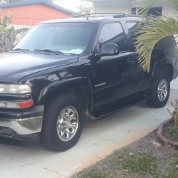 2001 Chevy Tahoe For Parts.