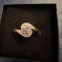14K White Gold Ring With Diamonds