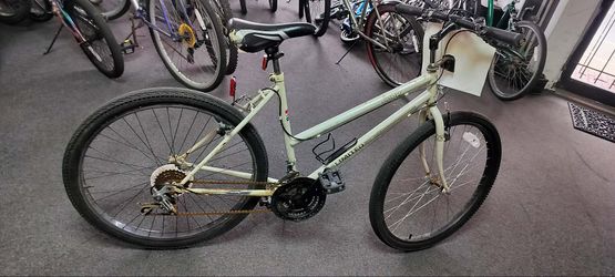 Jeep 26-in mountain bicycle