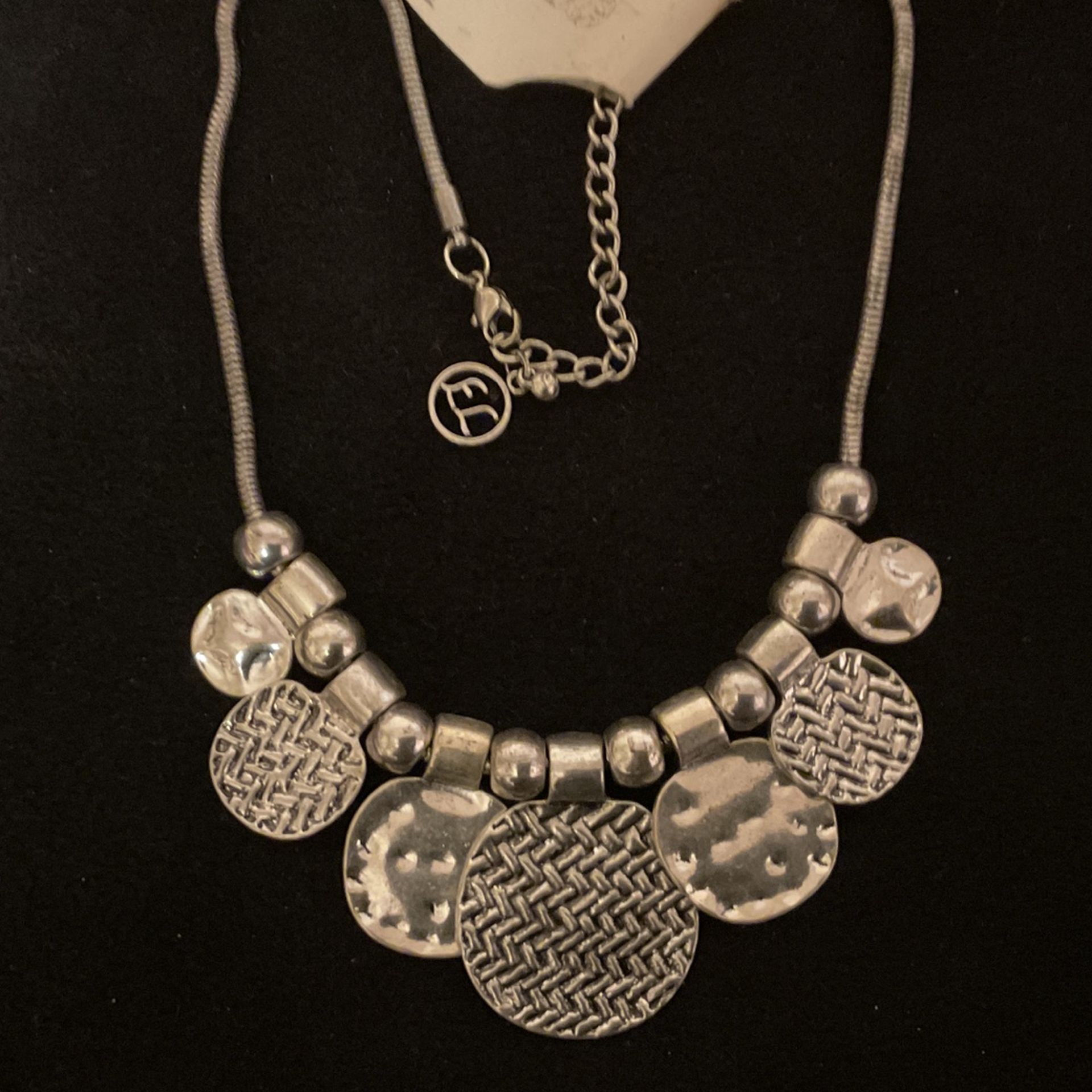 16” SilverTone Beaded Charm Necklace,by EL..w/Ext