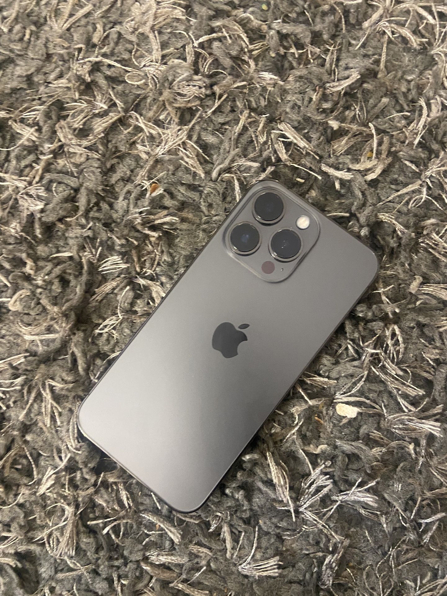 iPhone 13 Pro 128 Gb Unlocked ( Battery Health 99)