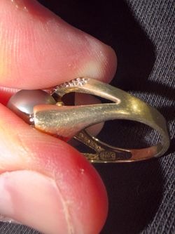 10K Gold Black Pearl & Diamond Accent Ring - Vintage Estate - $500 OBO