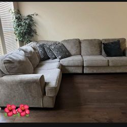 Stone Beige By Ashley Signature Bovarian Sectional Sofa☄️ Brand New⚡️ Great Financing Options💫