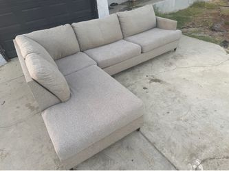 Modern L-Shaped Sectional Couch