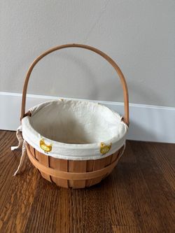 Longaberger Woven Wood Easter Basket with Chick Liner
